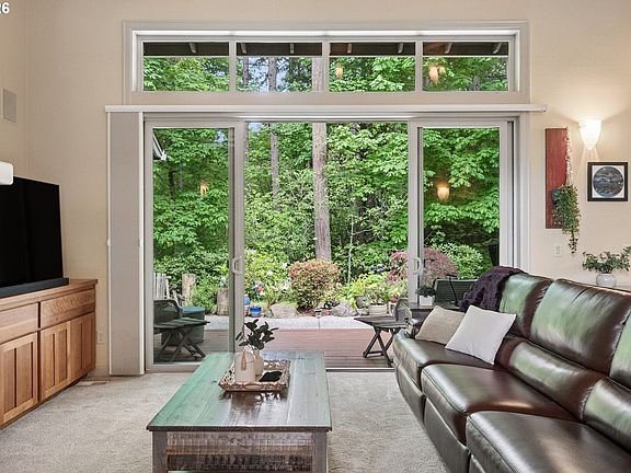 5th image of 8444 SE 138th Dr
