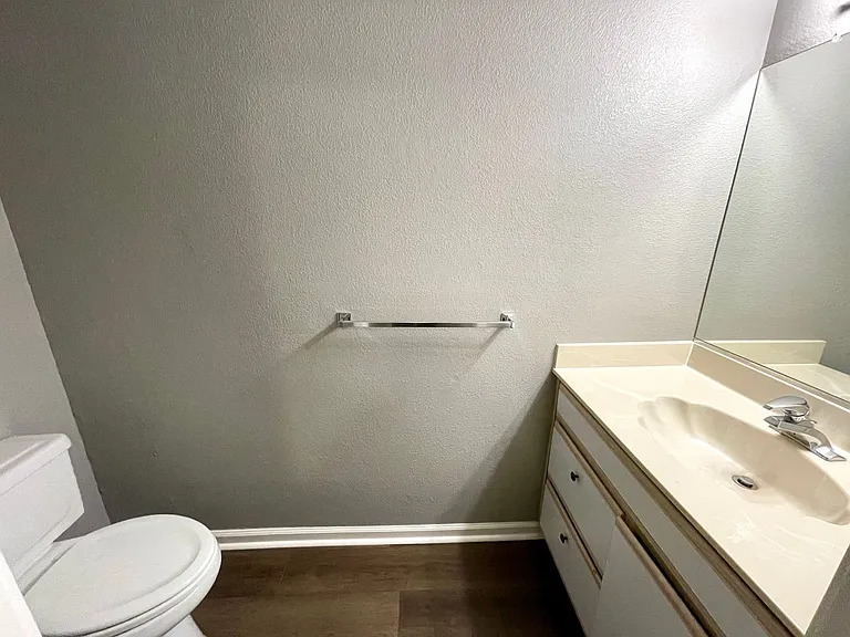 3448 Sun River Rd #4 — Photo 5