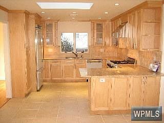 2nd image of 34 Claudet Way
