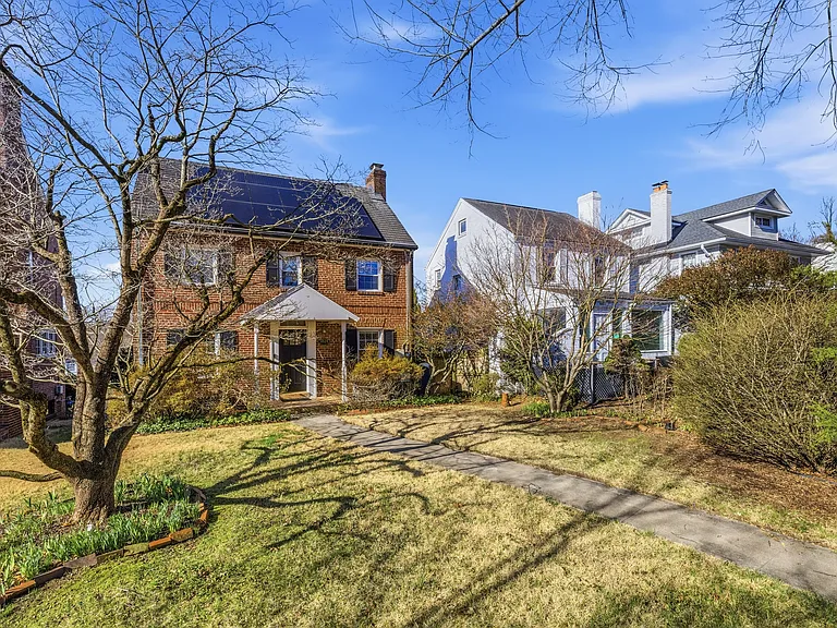 5028 Massachusetts Ave NW #A — Photo 39