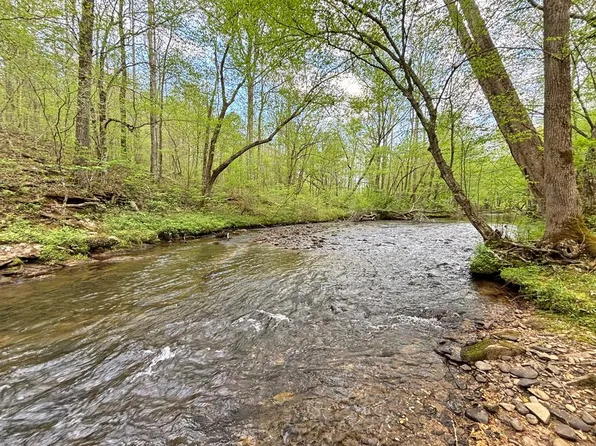 5 Spiva Way, Blairsville, GA 30512