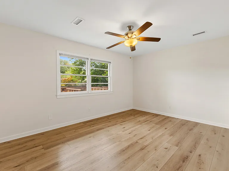 631 Spring Branch Rd — Photo 14