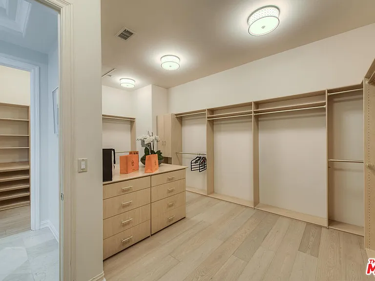 3791 Winford Dr — Photo 30