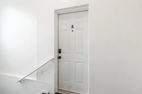 525-527 Penn St Photo 1