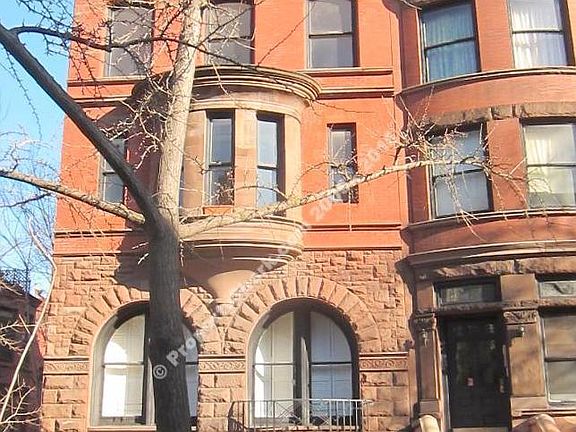 5th image of 815 Carroll St APT 1F