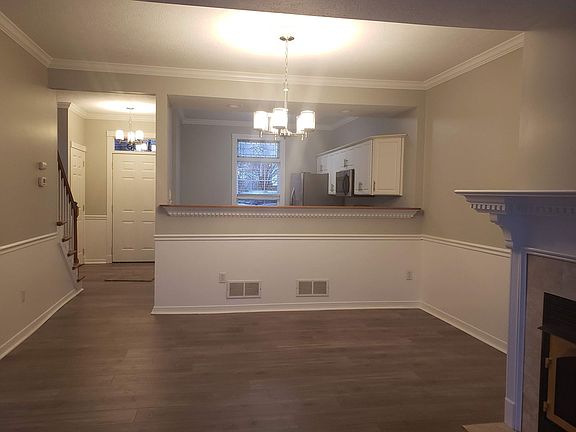 3rd image of 1101 Eddy Ct #1105