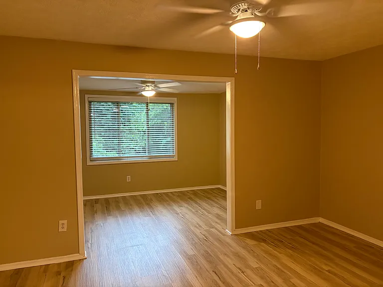 1189 Ashborough Dr SE #D — Photo 36