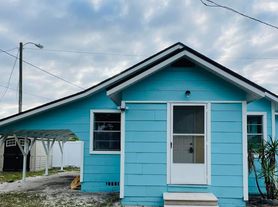 2536 56th Ave N, Saint Petersburg, FL