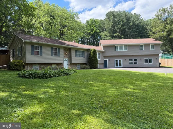 4224 Roop Rd, Mount Airy, MD 21771