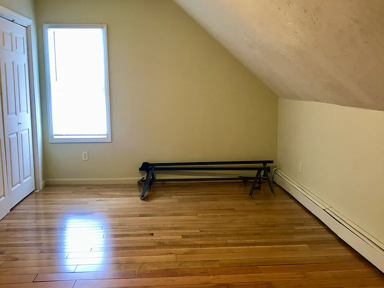 10 Underwood Park — Photo 29