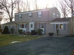 55 Lefke Ln, Whippany, NJ 07981