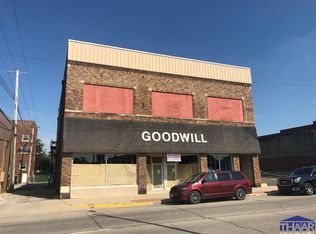 124 S Main St, Paris, IL 61944
