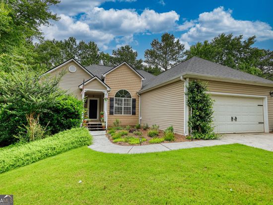 1248 Rockview Ct, Loganville, GA 30052