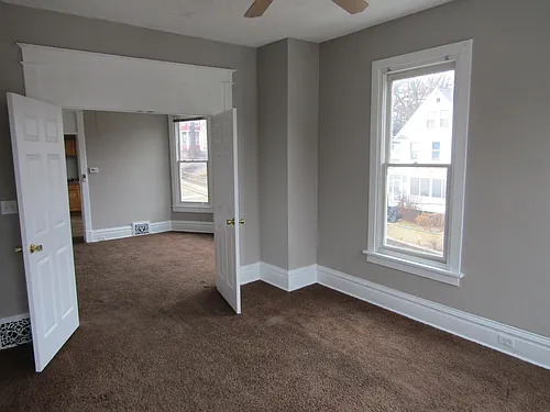 289 Cardiff St Photo 1