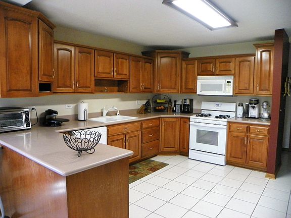 3rd image of 23912 S Highland Dr