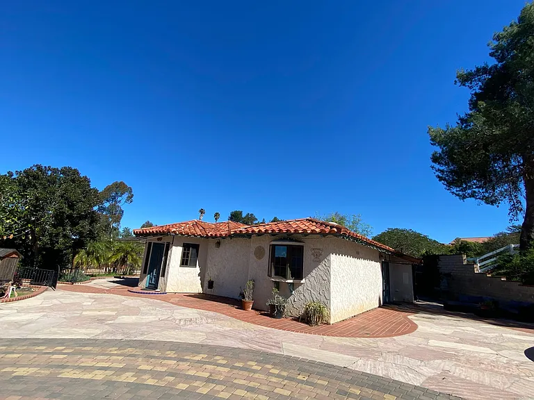 3012 Colina Verde Ln — Photo 7
