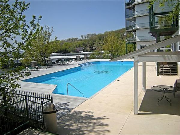 Lakefront Pool