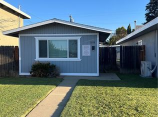 1045 W Santa Fe Ave, Merced, CA 95340