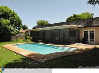 7501 NW 11th Pl, Plantation, FL 33313