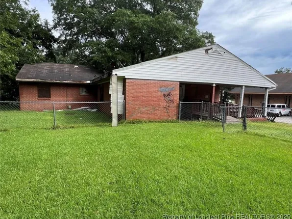 1009 Lodge St S, Wilson, NC 27893