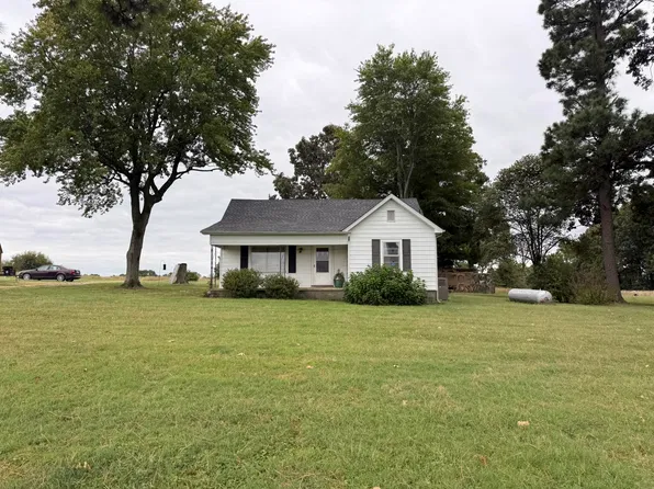 2371 State Route 94 W, Wingo, KY 42088