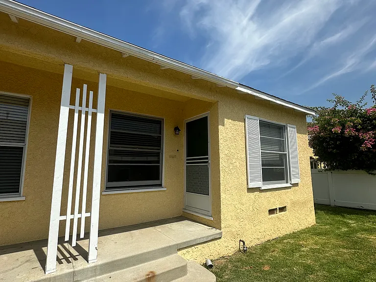 4047 Duquesne Ave #B — Photo 4