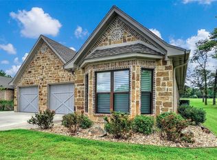 108 Kiowa Dr N, Lake Kiowa, TX 76240