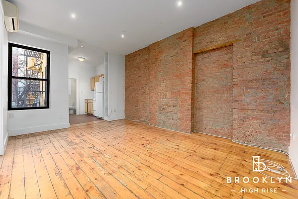 Rented by Brooklyn High Rise LLC | media 5
