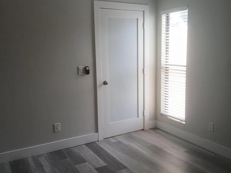 641 Executive Center Dr #P206 — Photo 6