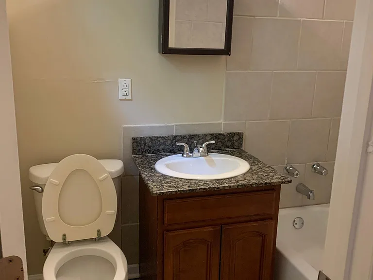 2400 Philip St #6 — Photo 4
