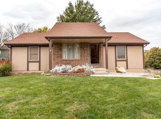 1212 NE Ball Dr, Lees Summit, MO 64086