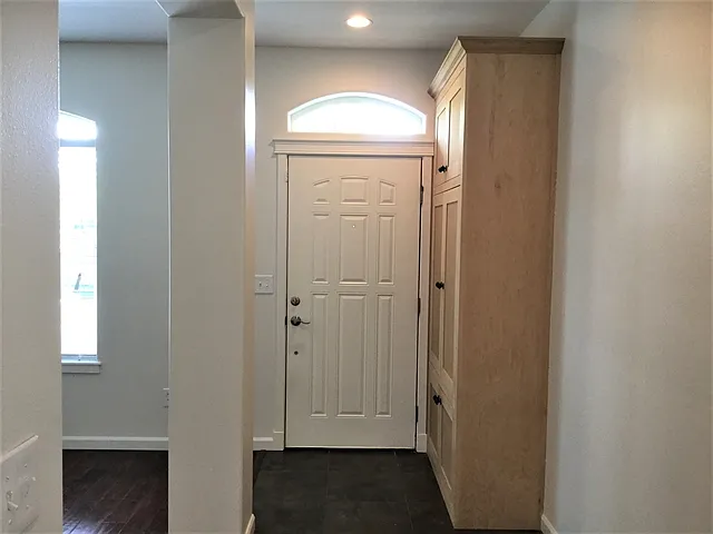 5100 Balustrade Blvd SE — Photo 4