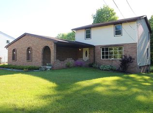1436 Ritchie Rd, Stow, OH 44224
