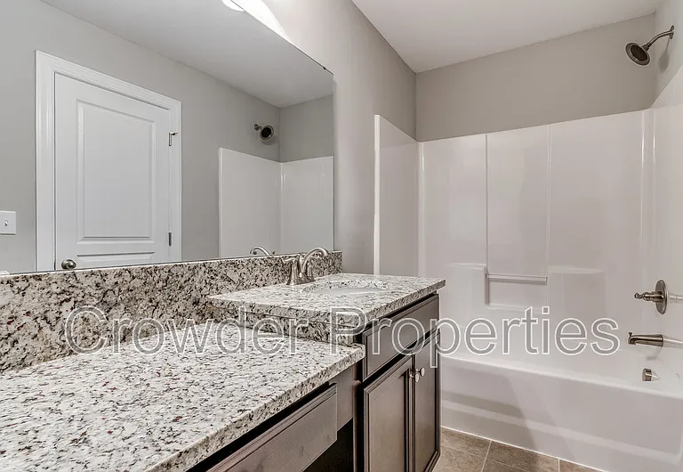 359 Halton Crossing Dr SW — Photo 10