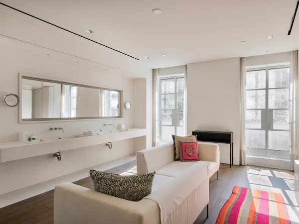 38 East 76th Street image 13 of 24