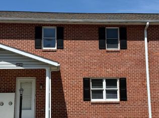 2920 Fillmore Dr, Chambersburg, PA 17201