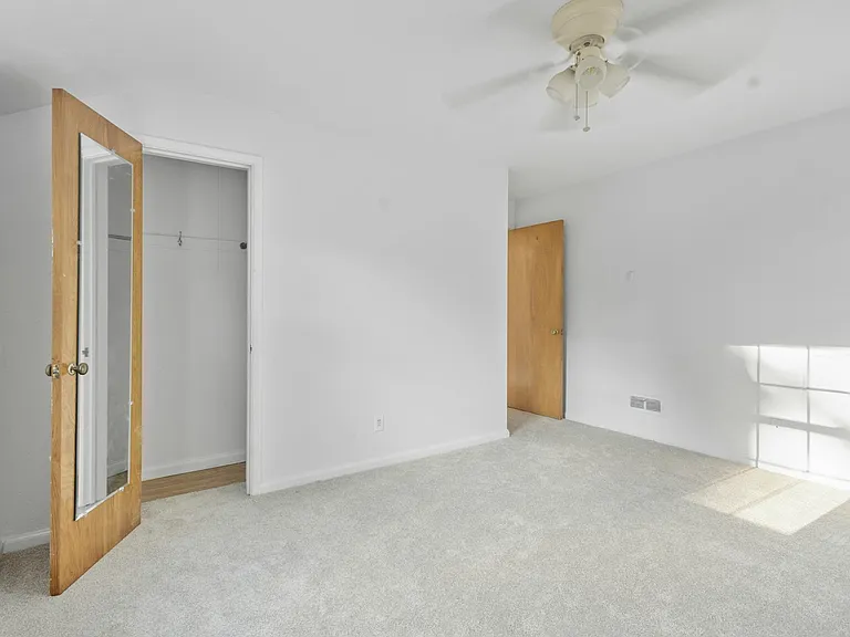 3836 Woodmont Rd — Photo 14