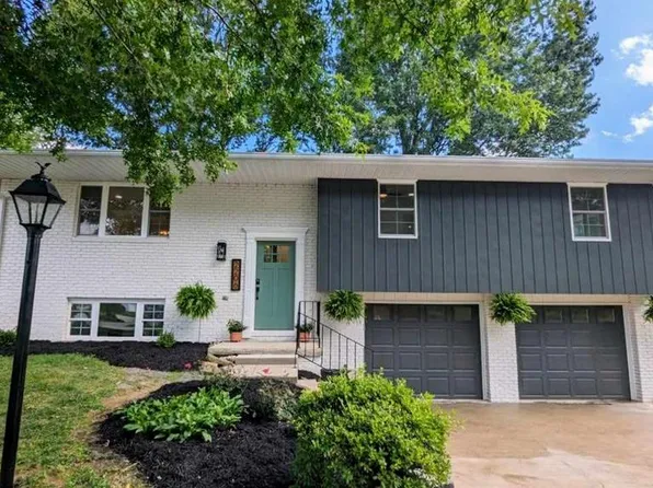 2206 Woodcrest Dr, Wheelersburg, OH 45694