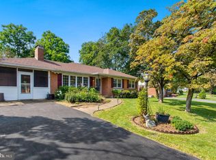 17909 Pin Oak Rd, Hagerstown, MD 21740