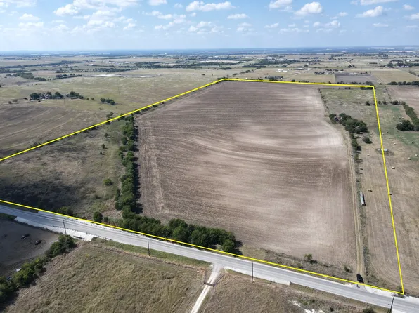 601 County Road 375, Jarrell, TX 76537