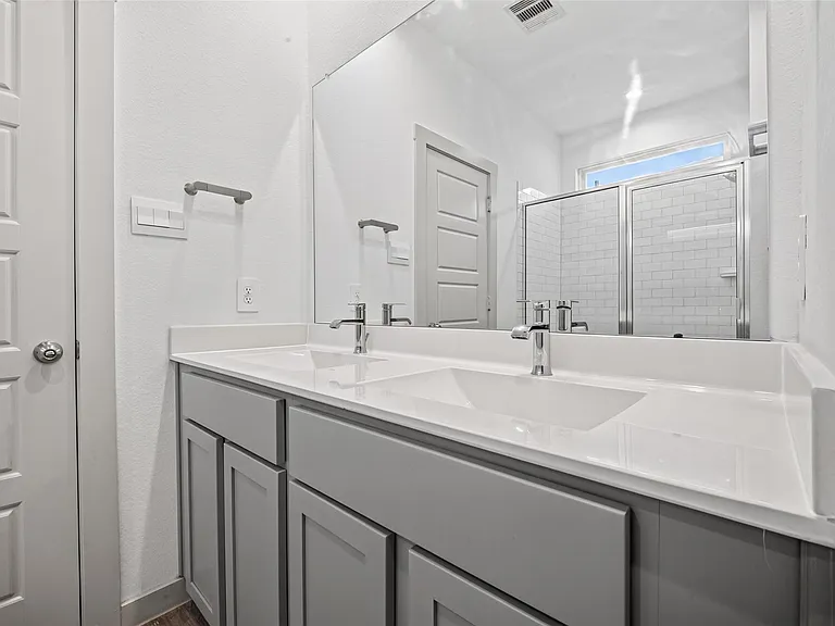 12820 Tokenhouse Ln — Photo 11