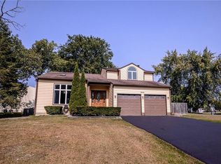 6030 Jerusalem Dr, Cicero, NY 13039