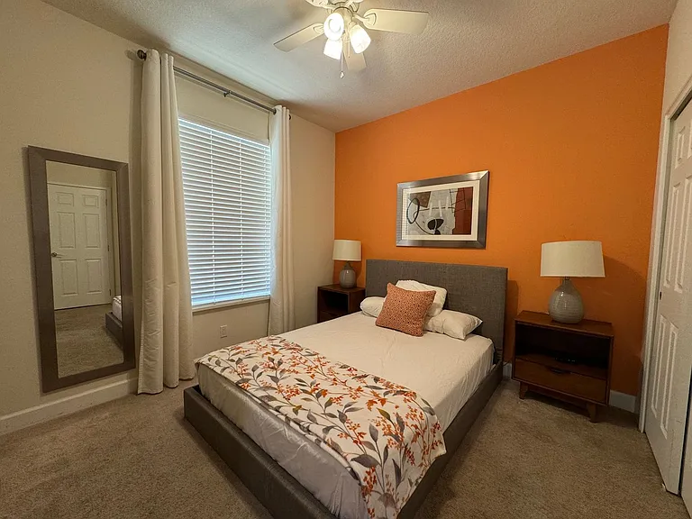 1641 Retreat Cir — Photo 17