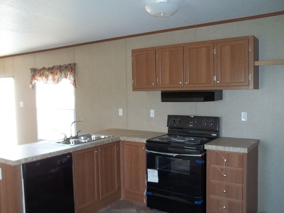 2nd image of 4705 Cedar Ln