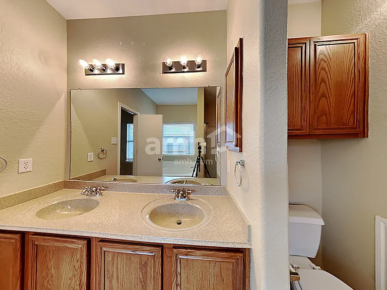 1613 W Hercules Ln — Photo 12