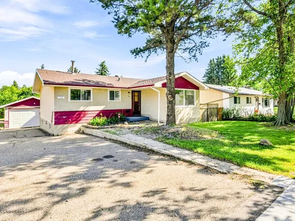 36 S Grandview Cres, Camrose, AB T4V 2K6