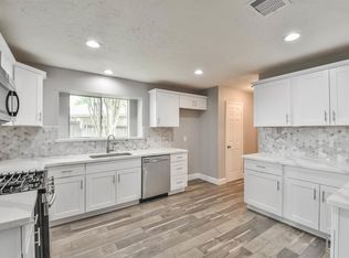 2439 Broken Elm Dr, Richmond, TX 77406