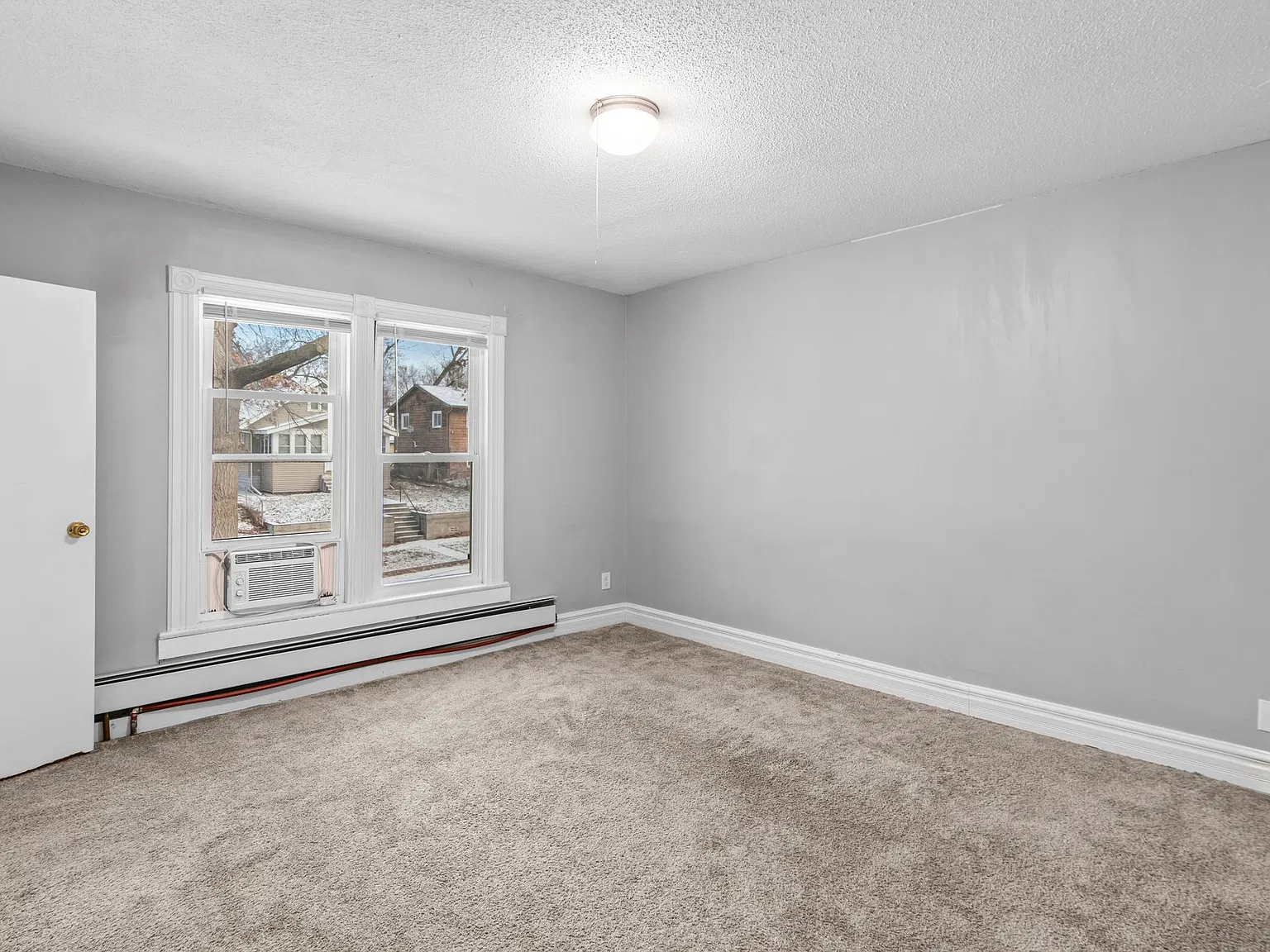Hyacinth Ave E, Saint Paul — Photo 2