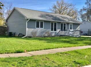 739 Robertson Dr, Brighton, MI