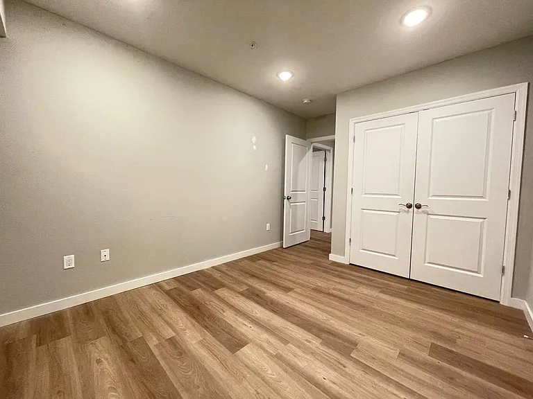15 Arlington St #1 — Photo 6